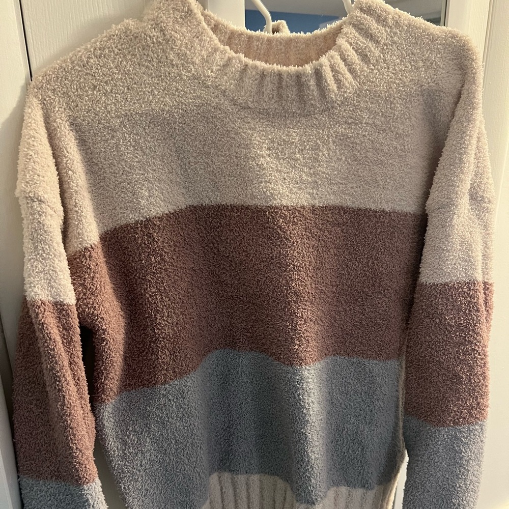 T & S Sweater